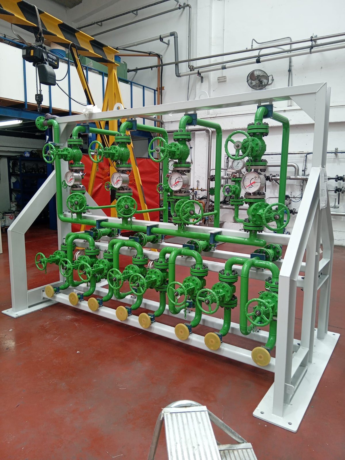 Manifold de válvulas em skid